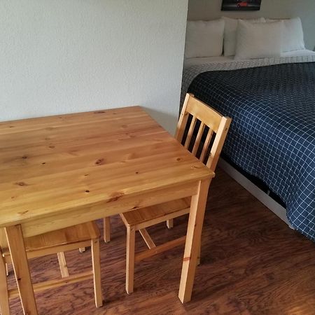 Osoyoos Lakeview Inn & Suites エクステリア 写真